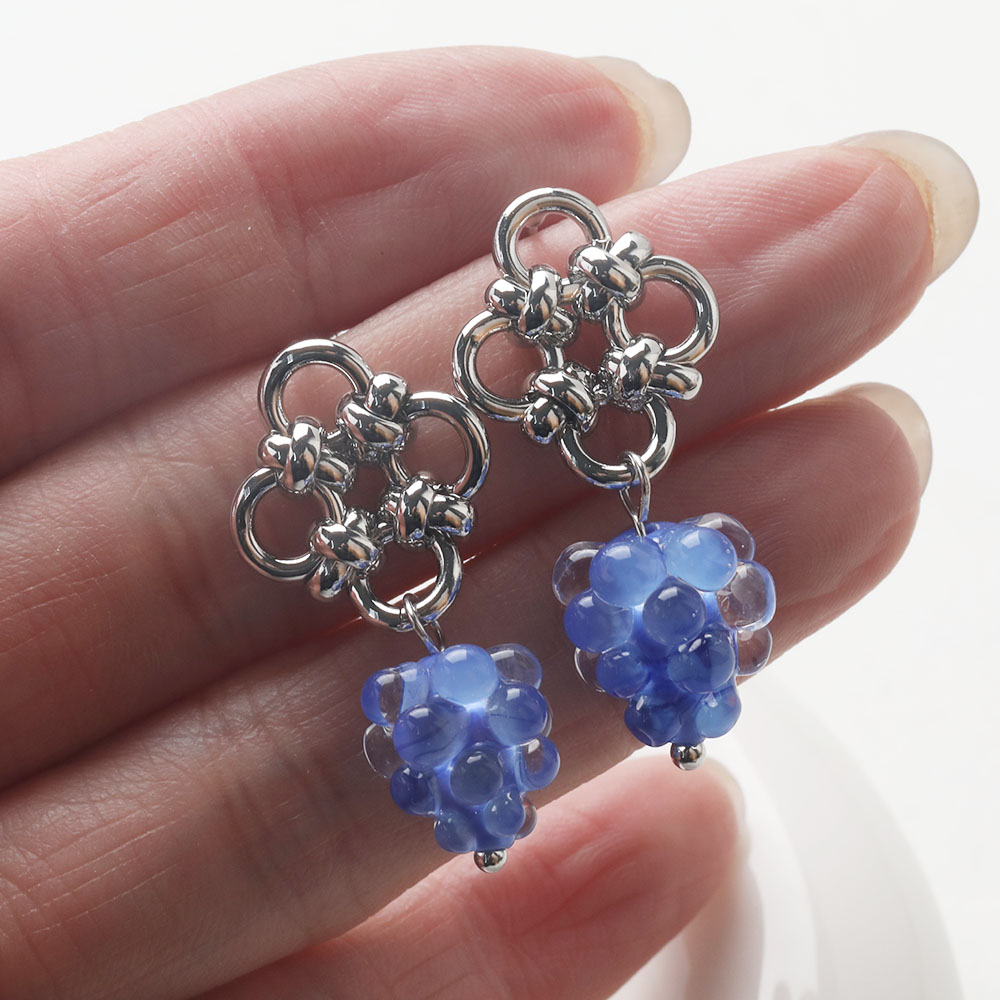 4PCS Dainty Flower Ear Studs E - đánh giá và giá Florist Supplies